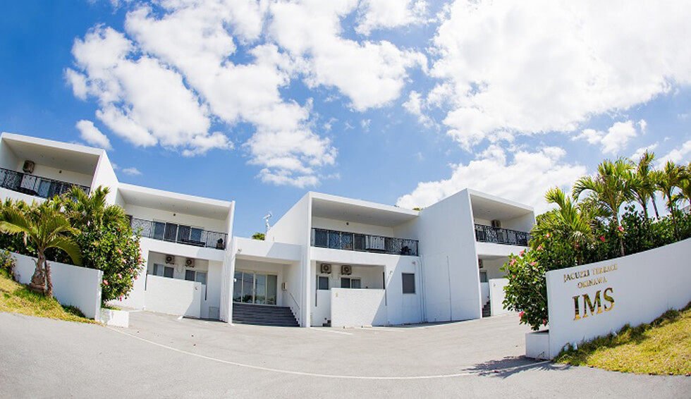 Jacuzzi Terrace Okinawa IMS-宿泊付きフォト撮影プラン（ジャグジーテラス　 オキナワ　アイエムエス）｜沖縄本島・本部